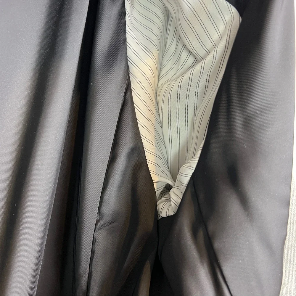 FRAME Silver Metallic Tailored Blazer Size 10 Luxe Structured Statement Jacket